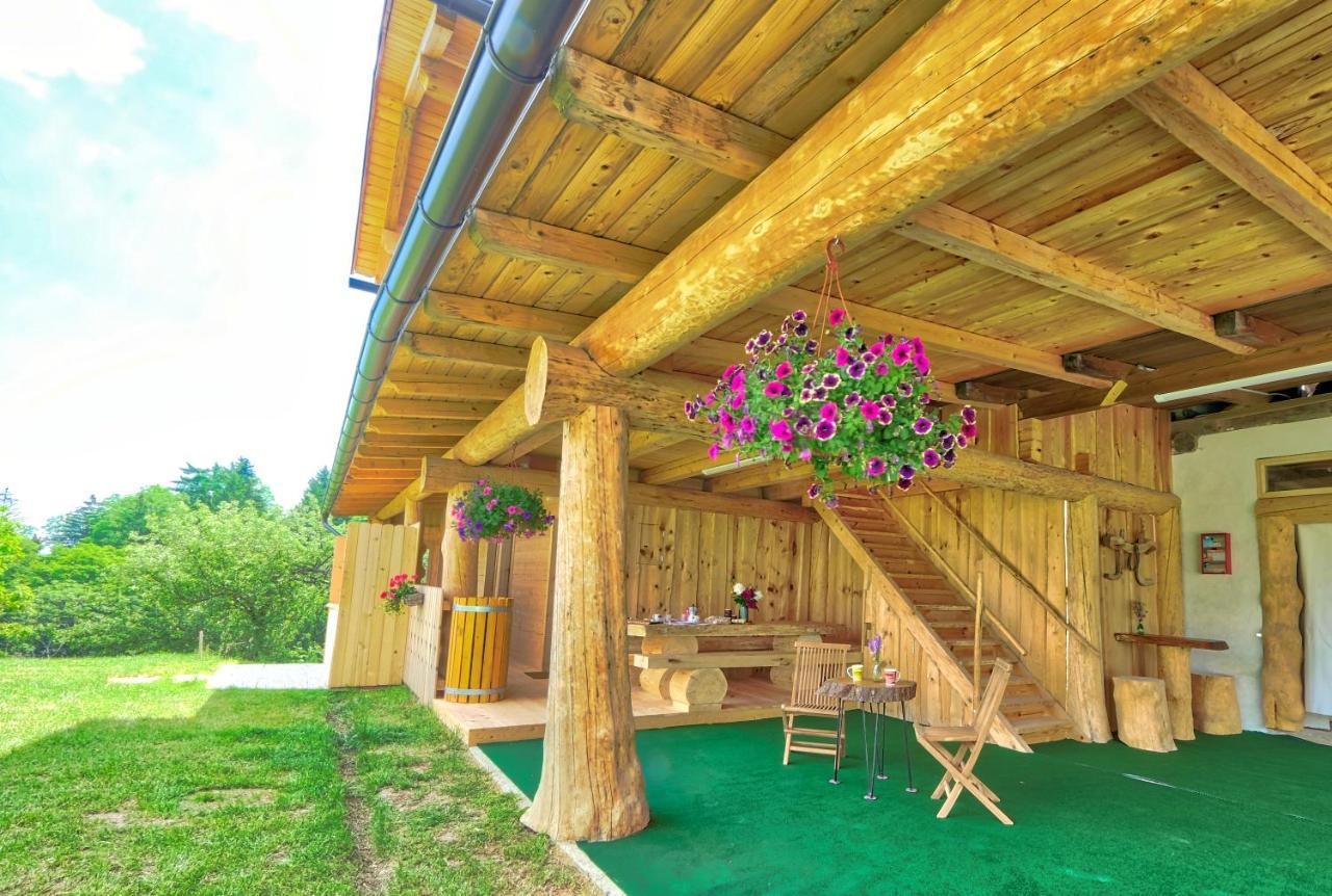 Hotel Glamping Brodej Vitanje Exterior foto