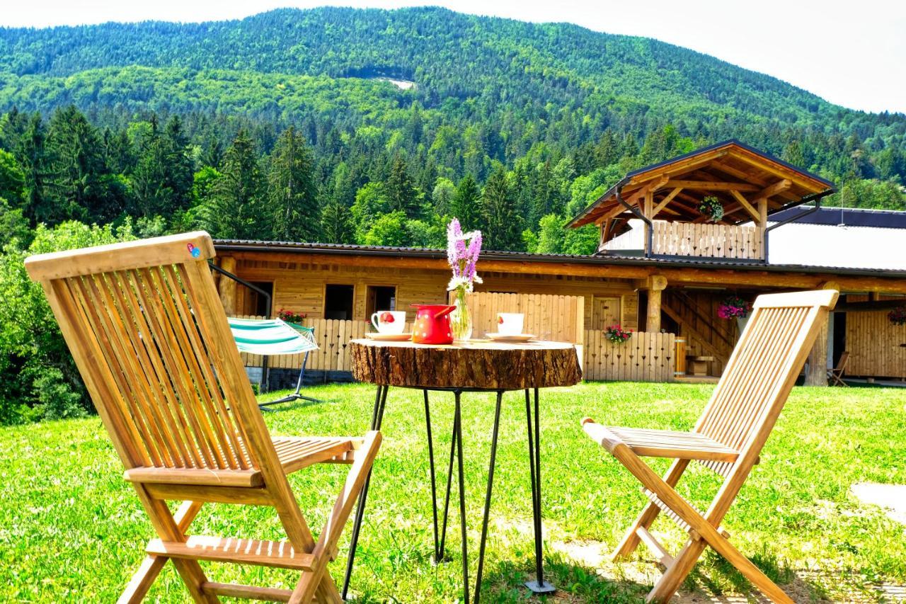 Hotel Glamping Brodej Vitanje Exterior foto