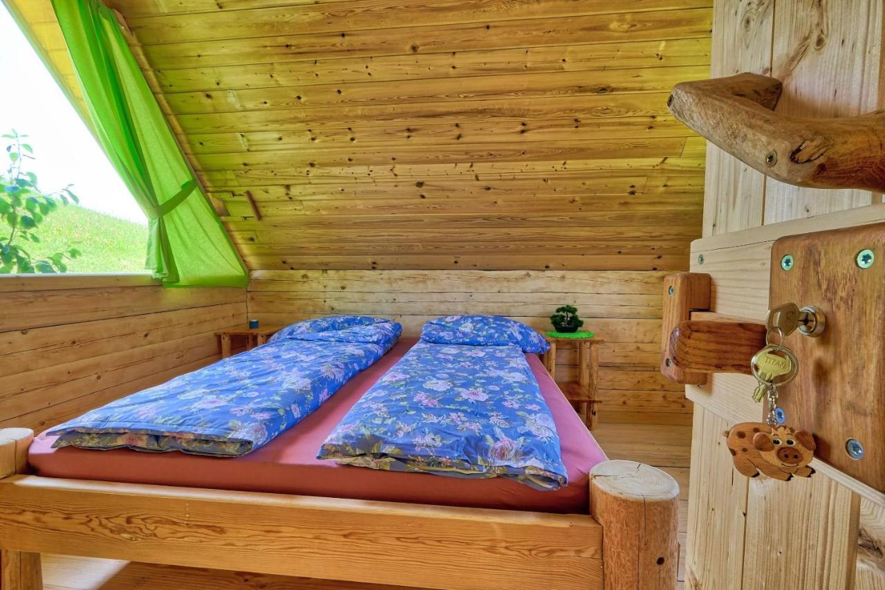 Hotel Glamping Brodej Vitanje Exterior foto