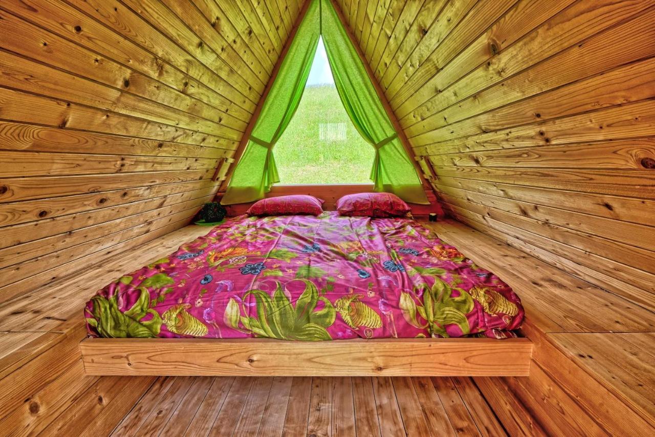 Hotel Glamping Brodej Vitanje Exterior foto